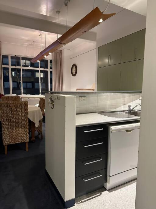 Hyper-Central Apartment Downtown Auckland Exterior photo